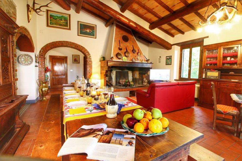 Casa Vacanza Le Corniole ชิวิเตลลาอินวัลดิเคียนา ภายนอก รูปภาพ